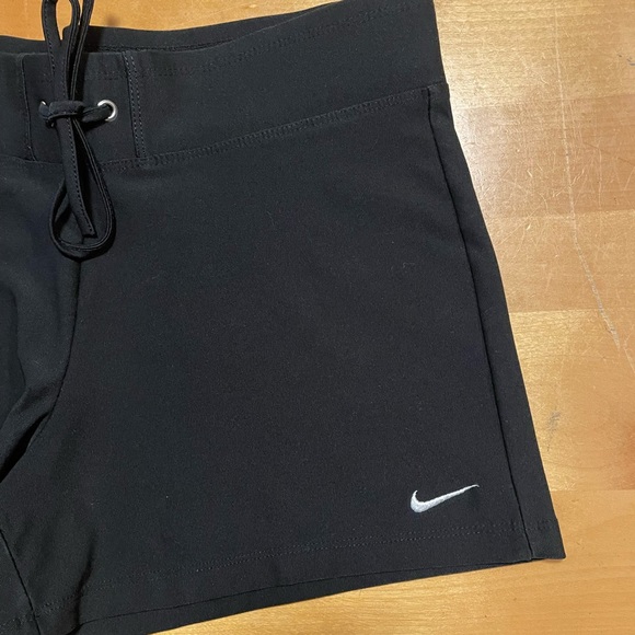 Nike Dri-Fit Shorts - Size Small - Picture 3 of 6